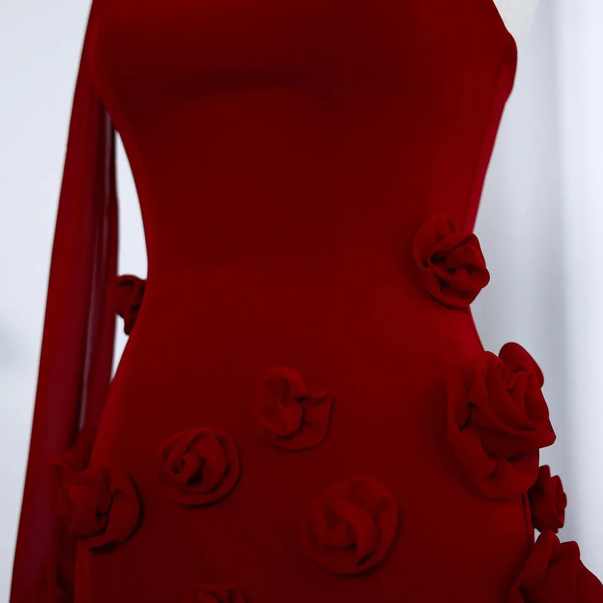 فستان انيق بورود بارزه