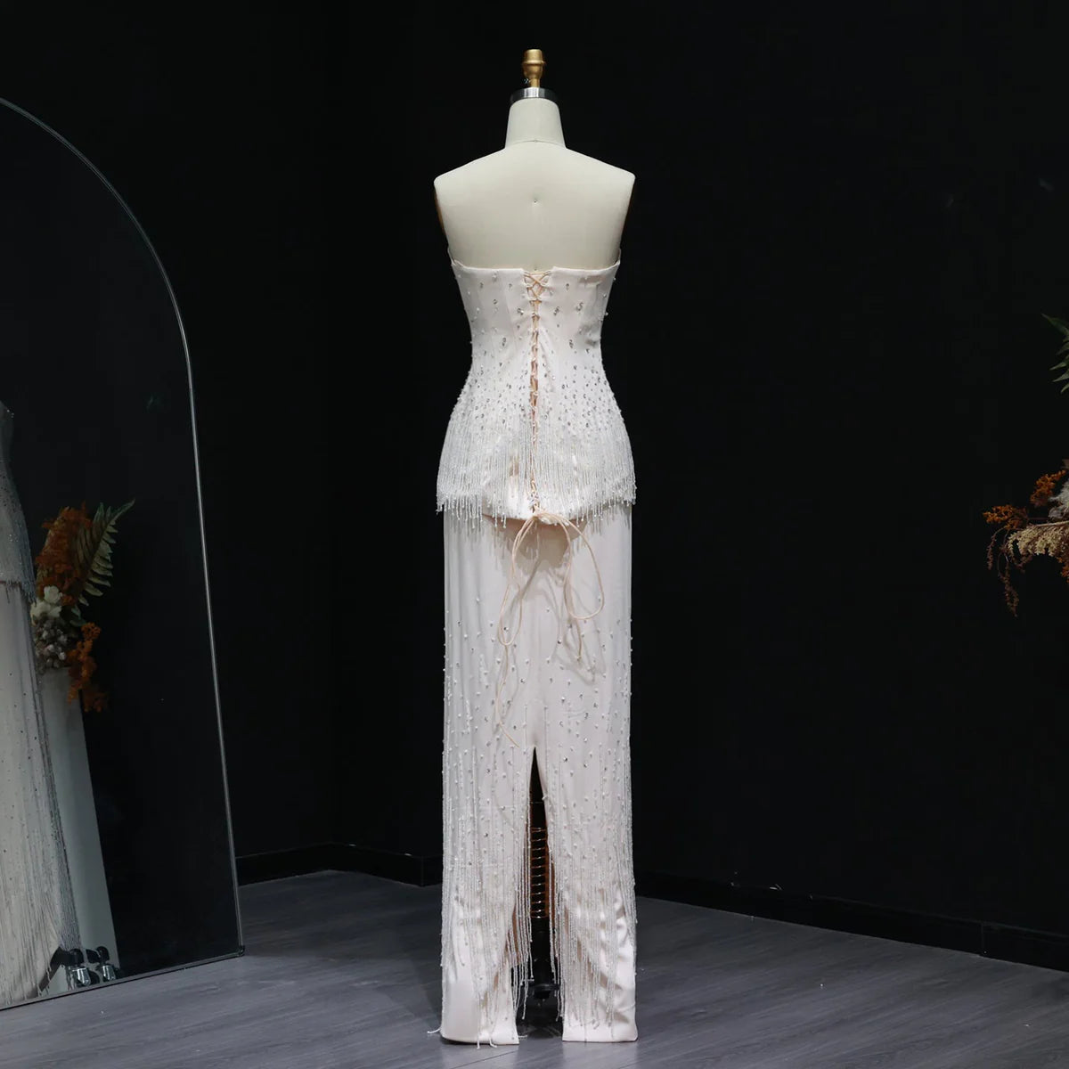 تصميم انيق مطرز بقطعتين