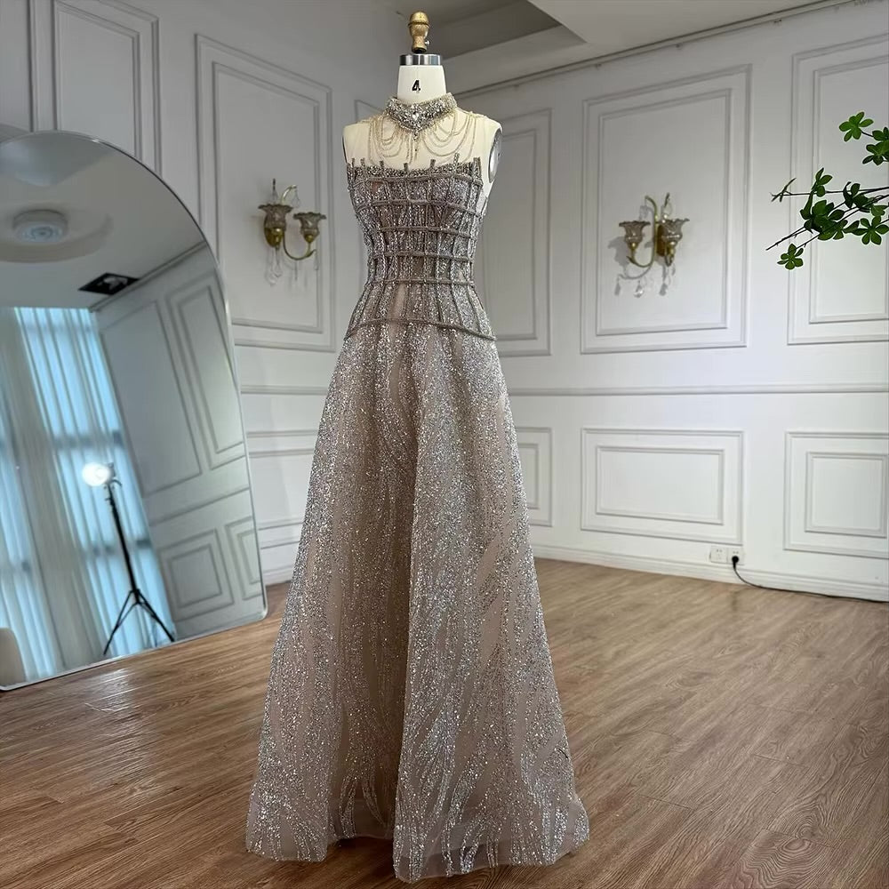 فستان بتصميم مميز وتطريز يدوي