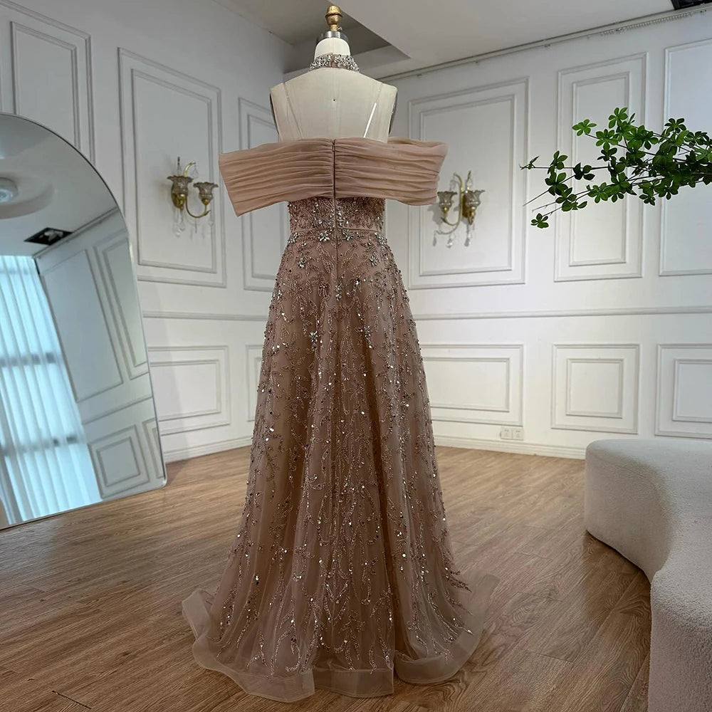 فستان فاخر مطرز بتصميم أوف شولدر