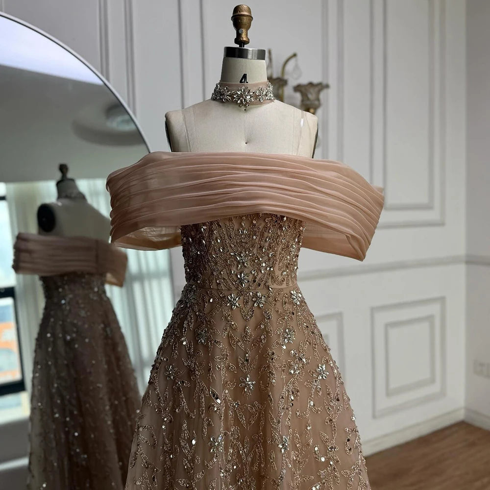 فستان فاخر مطرز بتصميم أوف شولدر