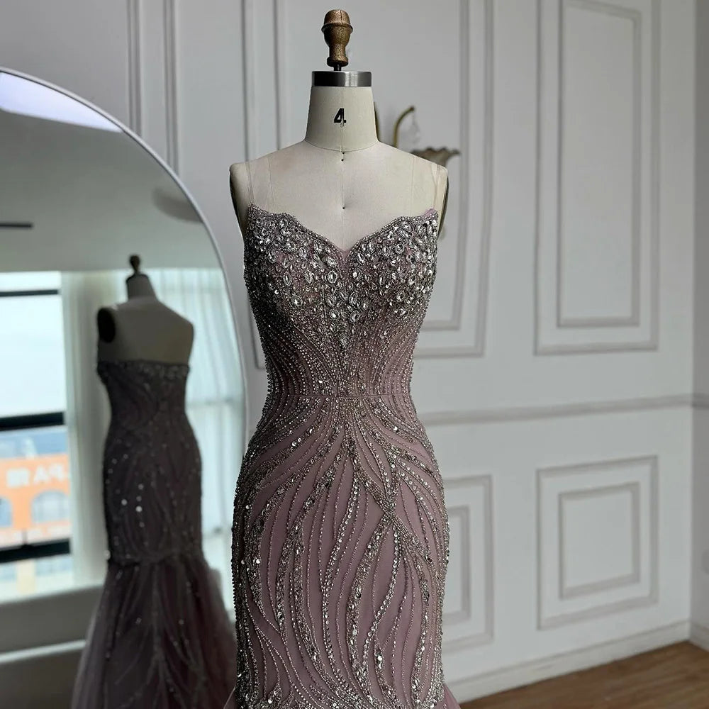 فستان انيق بتطريز يدوي