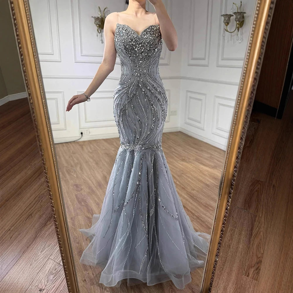 فستان انيق بتطريز يدوي