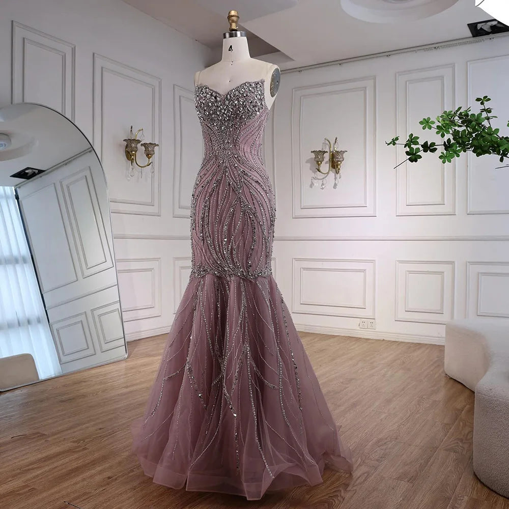 فستان انيق بتطريز يدوي